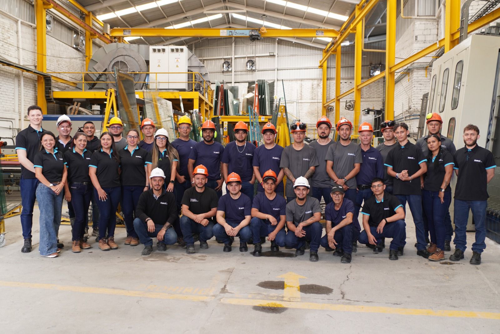 Equipo de trabajo Vitro Glass Templado — Mabrick S.A.S